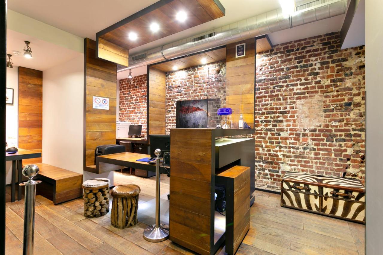 Boutique Saint-gery Khách sạn 3*